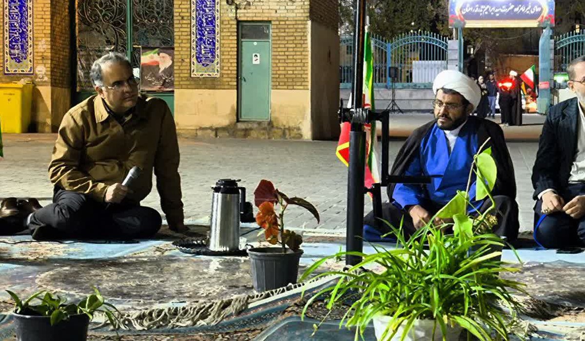 پاتوق گفتگو؛ راهکاری نو برای کاهش شکاف فکری میان نسل جدید و مرجعیتهای علمی در زنجان