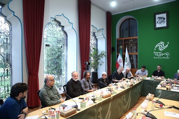 جلسه پیچینگ آثار کودک و نوجوان فارابی برگزار شد جلسه پیچینگ آثار کودک و نوجوان فارابی برگزار شد