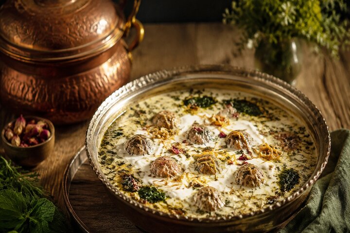 آموزش آشپزی / طرز تهیه آش ماست بدون حبوبات؛ یک وعده سبک و مجلسی آموزش آشپزی / طرز تهیه آش ماست بدون حبوبات؛ یک وعده سبک و مجلسی