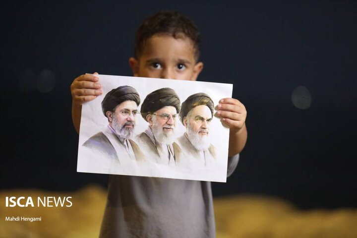 زنجیره انسانی برای صیانت از تنگه هرمز