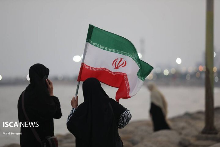 زنجیره انسانی برای صیانت از تنگه هرمز