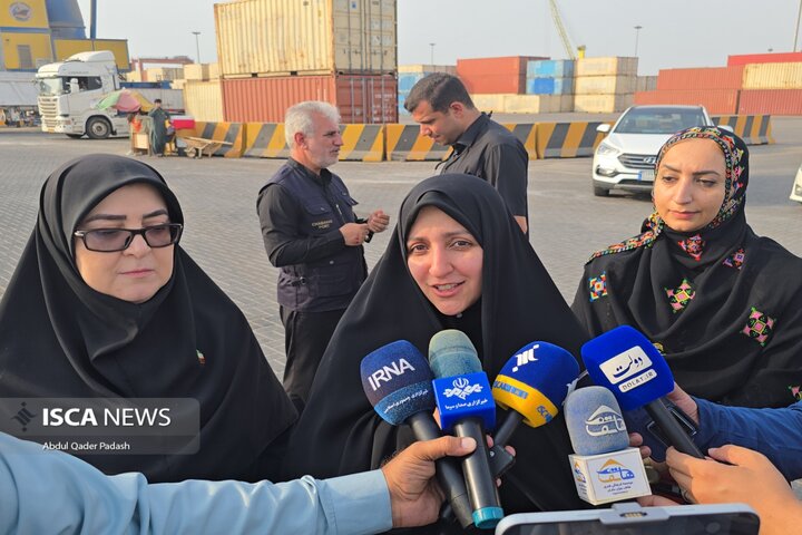 بانوان ایران در کنار مردان، ستون پایداری و پیشرفت کشور هستند