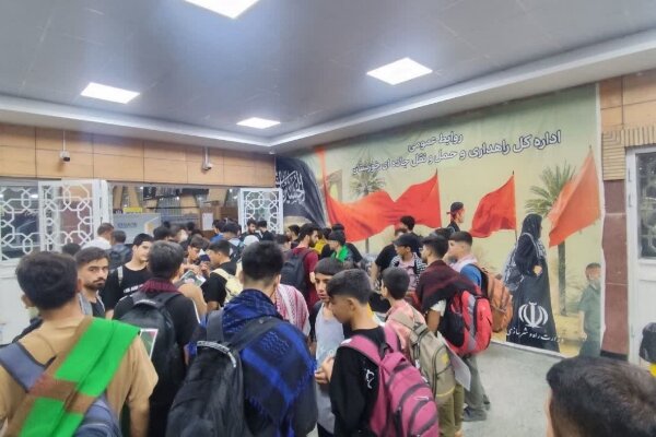 اعزام کاروان ۹۰ نفره نوجوانان یاسوجی به پیادهروی اربعین اعزام کاروان ۹۰ نفره نوجوانان یاسوجی به پیادهروی اربعین