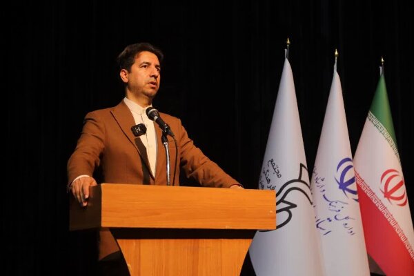 مطالبات رسانهها باید از شعار به اقدام عملی برسد مطالبات رسانهها باید از شعار به اقدام عملی برسد
