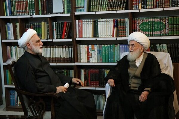 اژهای: آحاد جامعه و همه کارگزارن نظام باید خود را ملتزم به حفظ وحدت ملی بدانند اژهای: آحاد جامعه و همه کارگزارن نظام باید خود را ملتزم به حفظ وحدت ملی بدانند