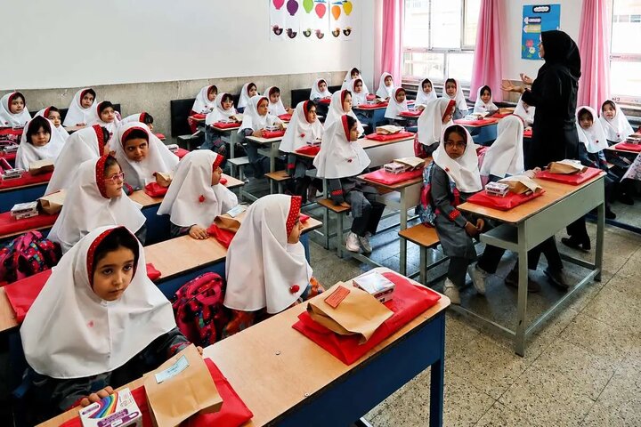 آموزش و پرورش: مشکلی در آغاز سال تحصیلی نداریم آموزش و پرورش: مشکلی در آغاز سال تحصیلی نداریم