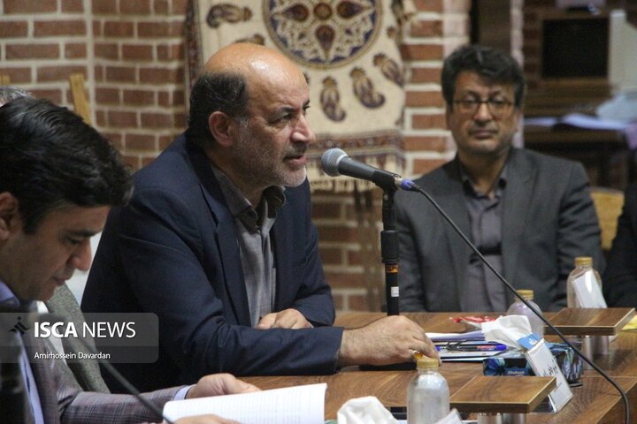 نشست گردشگری ادبی و عرفانی هفته اردبیل