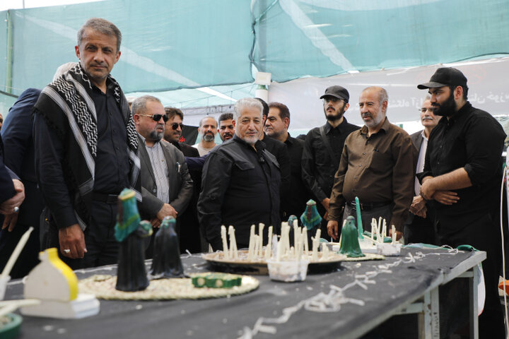دکتر رنجبر از گذرگاه مرزی شلمچه و روند خدمترسانی در موکب دانشگاه آزاد اسلامی بازدید کرد دکتر رنجبر از گذرگاه مرزی شلمچه و روند خدمترسانی در موکب دانشگاه آزاد اسلامی بازدید کرد