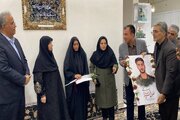 دیدار معاون رئیس‌جمهور با خانواده شهید خلبان رضا بارانی؛ تأکید بر پاسداشت فرهنگ ایثار