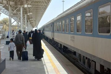 جابجایی بیش از ۱۸۳ هزار نفر از زائران اربعین حسینی توسط راه آهن جنوب