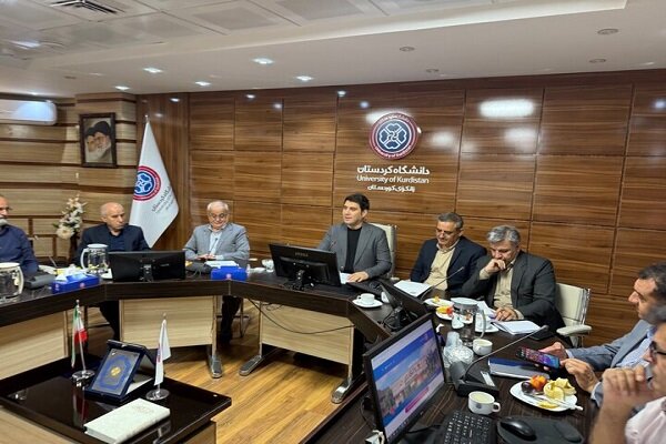 از ظرفیت علمی دانشگاه کردستان برای حل مسائل استان بهره می‌گیریم