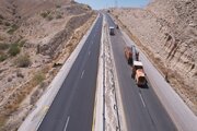 اجرای بیش از ۲۰۰ کیلومتر روکش و لکه گیری آسفالت در راه‌های استان بوشهر