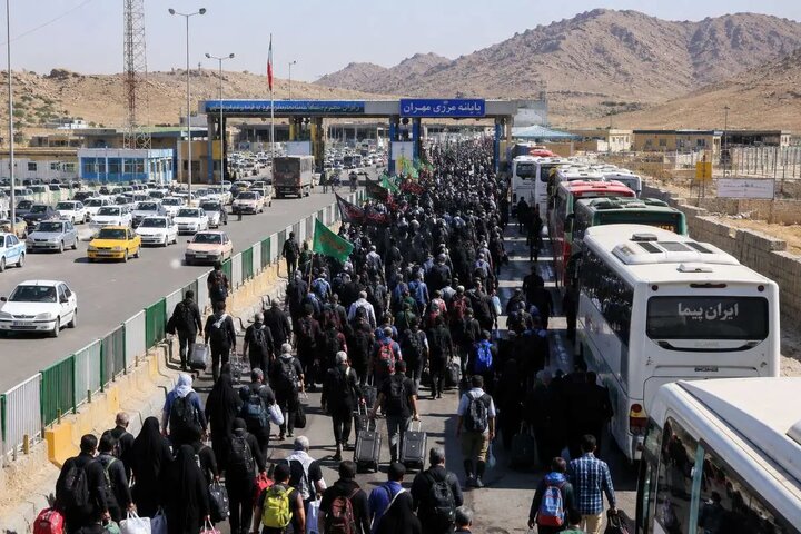 ستاد مرکزی اربعین: بیش از ۳ میلیون زائر راهی عتبات عالیات شده‌اند