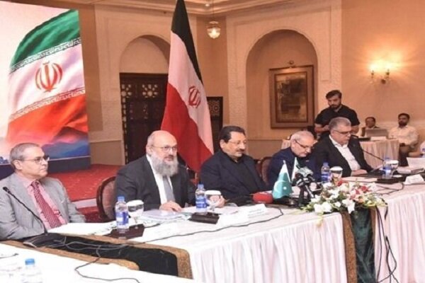 بنادر پاکستان به مسیر صادرات مجدد کالاهای ایرانی تبدیل می‌شوند