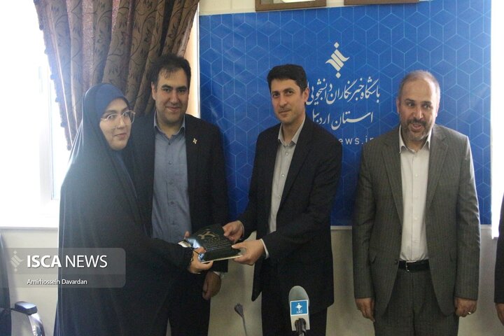 دیدار رئیس دانشگاه آزاد اردبیل با خبرنگاران ایسکانیوز