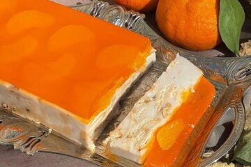 طرز تهیه دسر بیسکویتی با ژله پرتقالی