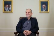دیدار رئیس‌جمهوری با رهبر انقلاب درباره مسائل اقتصادی و نظامی