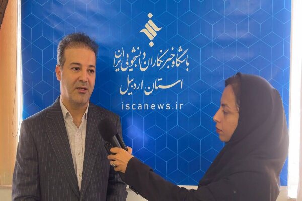 نقش شورا و شهرداری اردبیل در جهت‌دهی تجمعات شبانه دفاع از انقلاب بی‌نظیر بود