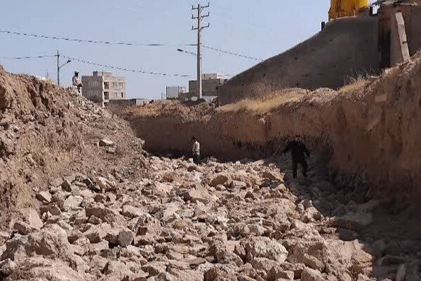 تحول در زیرساخت‌های ایمنی ابهر؛ احداث دیوار حفاظتی رودخانه قوری‌چای کلید خورد