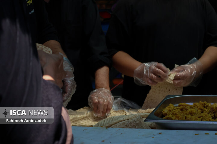 عزاداری و خدمت‌رسانی موکب‌ها در سالروز شهادت امام رضا(ع)
