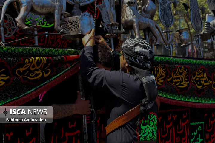 آئین سنتی دمام‌زنی در شهادت امام رضا (ع)