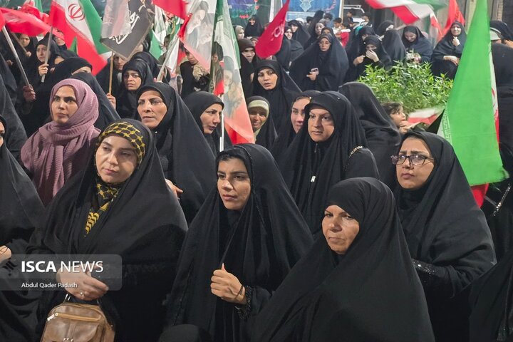 مراسم بزرگداشت چهلمین روز تدفین رهبر شهید (ره) در چابهار cfz