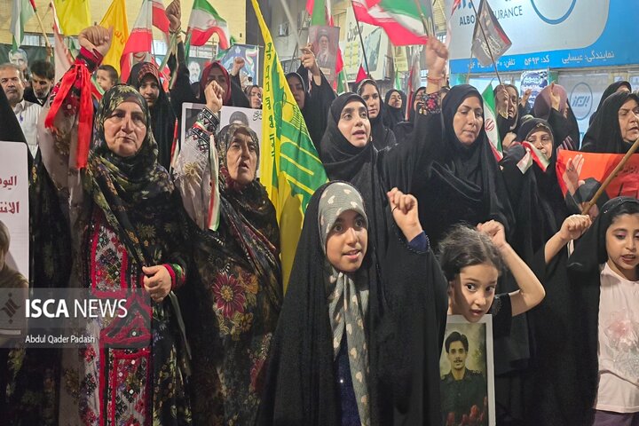 مراسم بزرگداشت چهلمین روز تدفین رهبر شهید (ره) در چابهار cfz