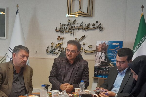 تجلیل از ۱۹ مفاخر پزشکی اردبیل در ویژه‌برنامه «عهد طبیب»