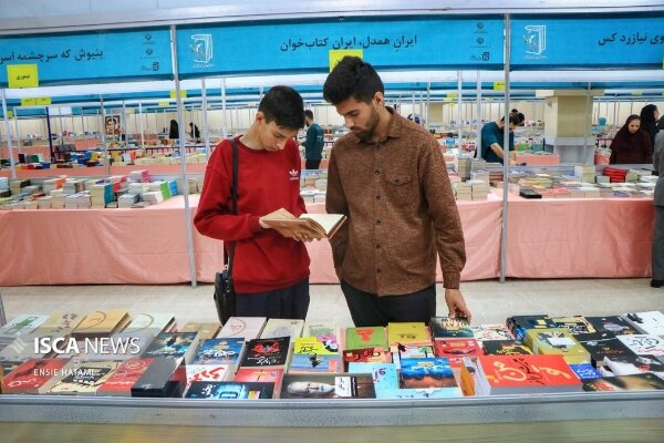 ۱۰۰ هزار جلد کتاب در نمایشگاه کتاب بجنورد عرضه می‌شود