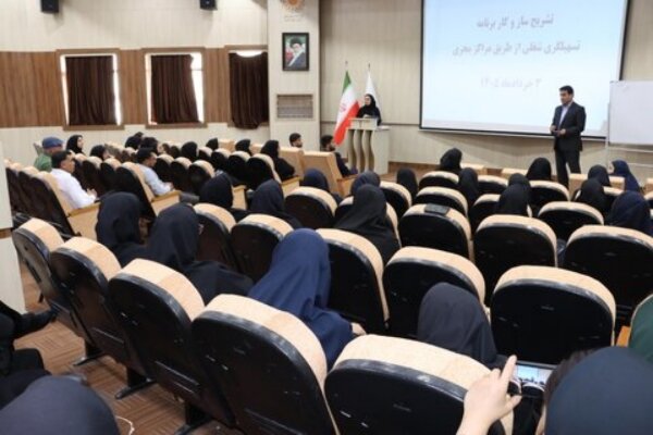 تبیین نقش امام عصر قلب تپنده حیات اجتماعی است