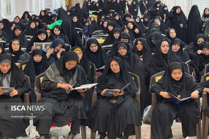 مراسم چهلمین روز تدفین پیکر رهبر شهید انقلاب