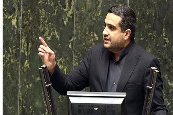 دولت کنونی، در هزینه‌های درمانی به رکورد تاریخی رسیده است/ مبارزه با فساد ارزی، تنها راه نجات نظام سلامت