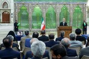 تجدید میثاق رئیس‌جمهور و هیئت دولت با آرمانهای امام راحل / پزشکیان: در جنگ تمام‌عیار اقتصادی و نظامی هستیم