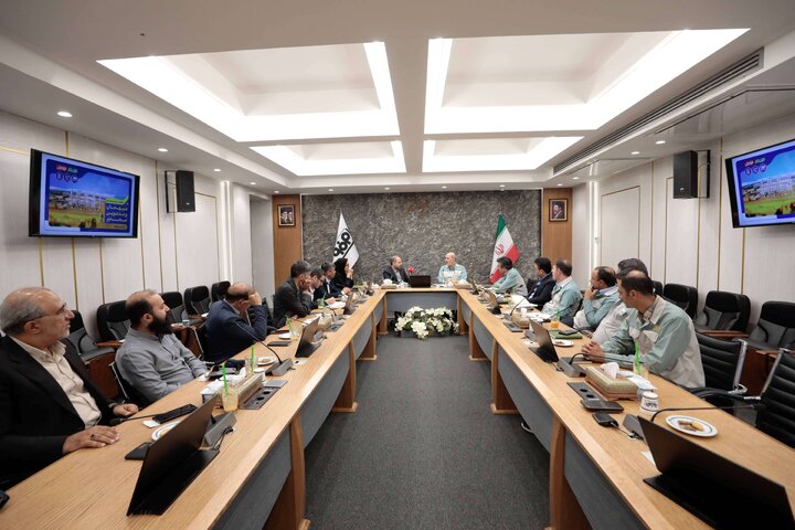 بازدید معاون از فولاد