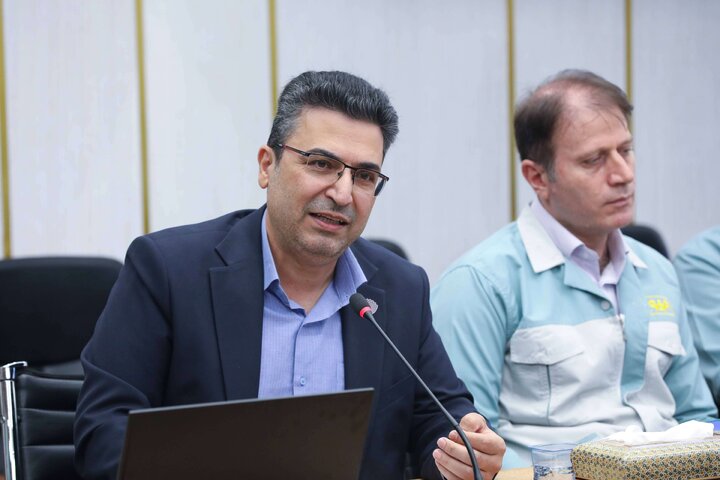 بازدید معاون از فولاد