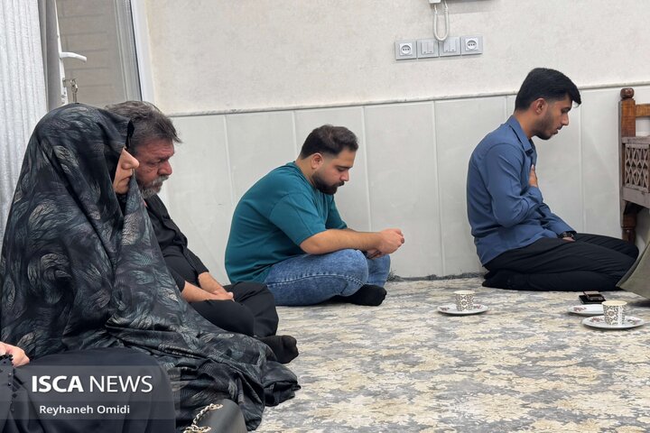بازدید خانواده شهید در کاشان