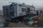 واژگونی اتوبوس در محور فولادشهر ـ نجف‌آباد ۶ مصدوم داشت