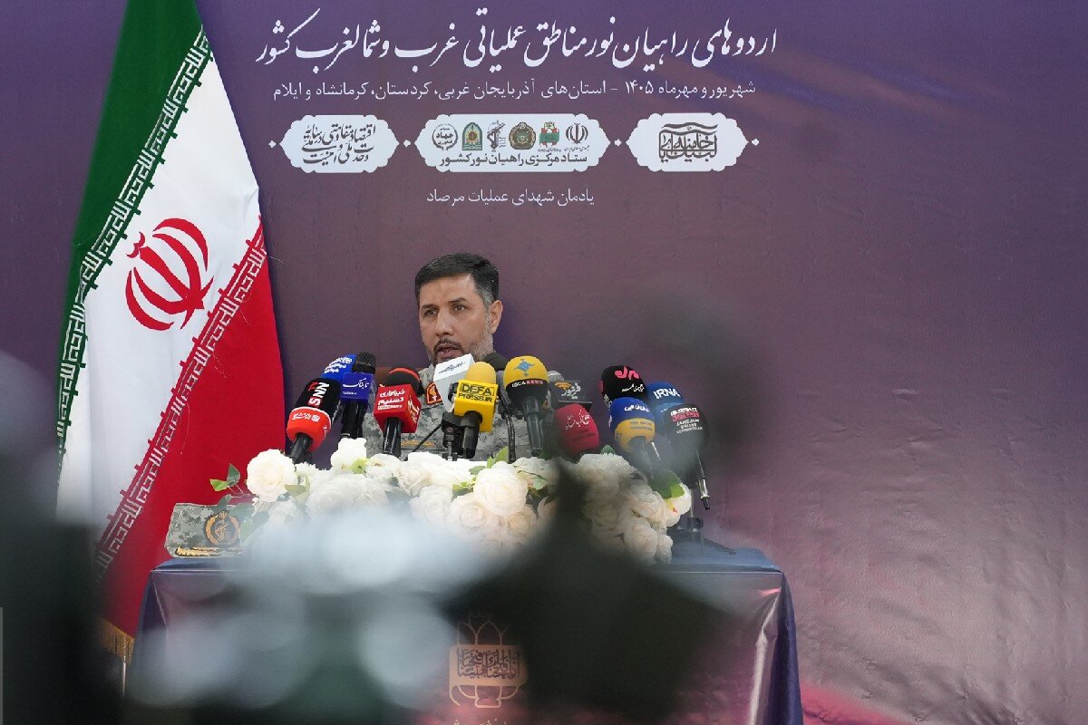 ۳۰۰هزار زائر به یادمانهای غرب و شمالغرب میروند/ «لبیک یا خامنهای» شعار راهیان نور ۱۴۰۵ شد