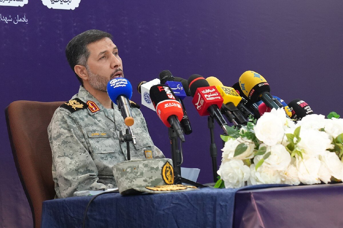 ۳۰۰هزار زائر به یادمان‌های غرب و شمال‌غرب می‌روند/ «لبیک یا خامنه‌ای» شعار راهیان نور ۱۴۰۵ شد