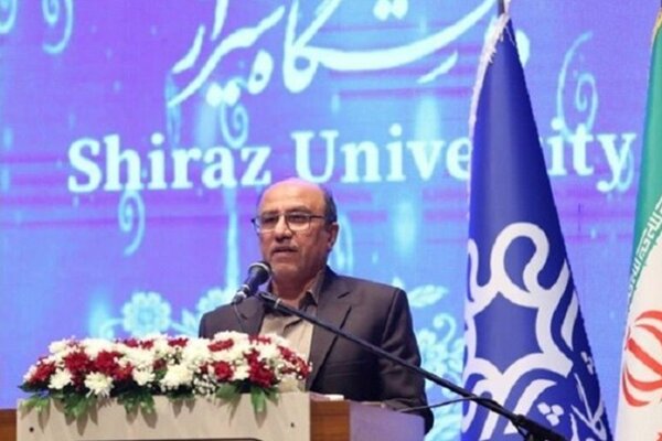ارتباط دانشگاه با دستگاه‌های اجرایی نباید وابسته به افراد باشد