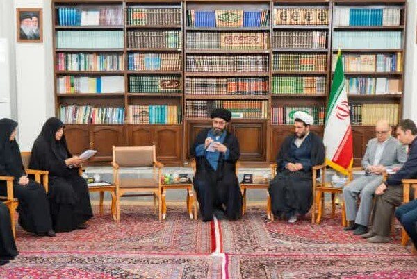 دانشجومعلمان سفیران معنویت در سطح شهر شوند