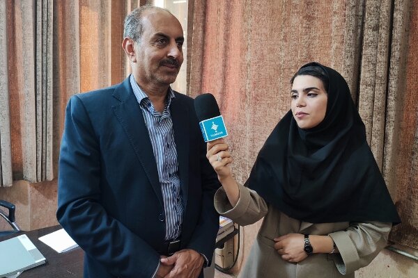 زبان‌های محلی، ریشه‌های اصیل و نجات‌بخش زبان فارسی می باشند