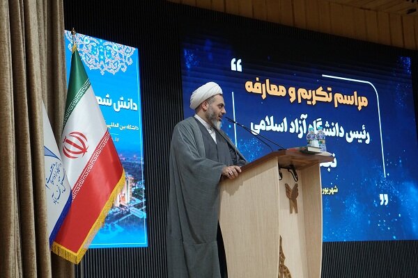 عملکرد مدیران باید با شاخص‌های کمی و کیفی سنجیده شود