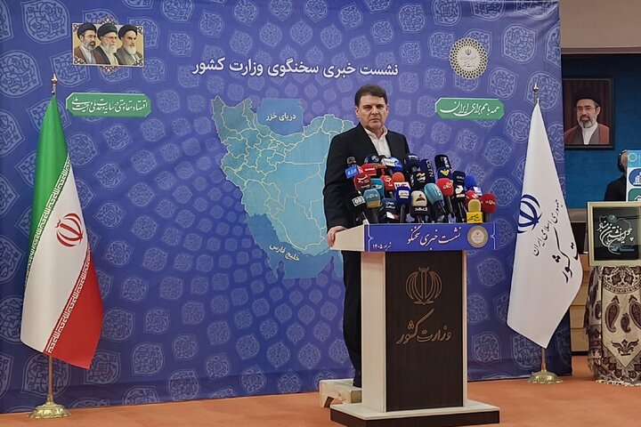 زینی‌وند از احتمال تجمیع انتخابات ریاست‌جمهوری و مجلس در ۱۴۰۷ خبر داد / تعویق انتخابات کاملاً قانونی است
