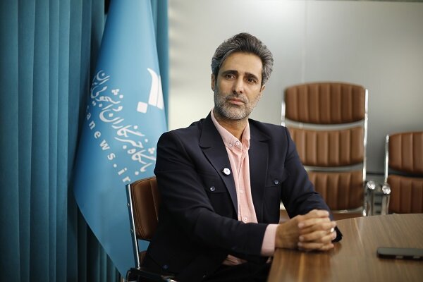 قارایی: وزارت گردشگری پول ساخت یک مستند وزین از ایران برای نتفلیکس را ندارد/ آقای قالیباف به جای پس گرفتن ۶میلیارد دلار، به فکر رونق صنعت گردشگری باشد