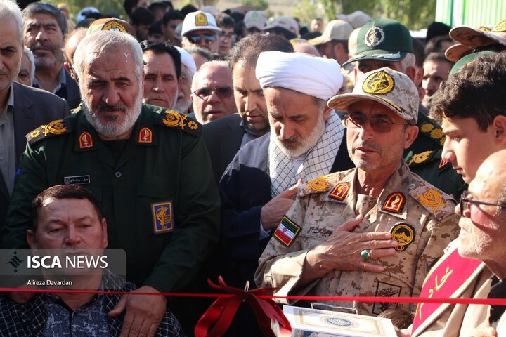 نمایشگاه رزمی فرهنگی دفاع مقدس در اردبیل