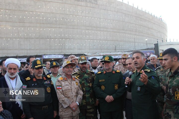 نمایشگاه رزمی فرهنگی دفاع مقدس در اردبیل