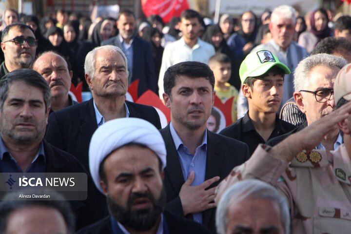 نمایشگاه رزمی فرهنگی دفاع مقدس در اردبیل