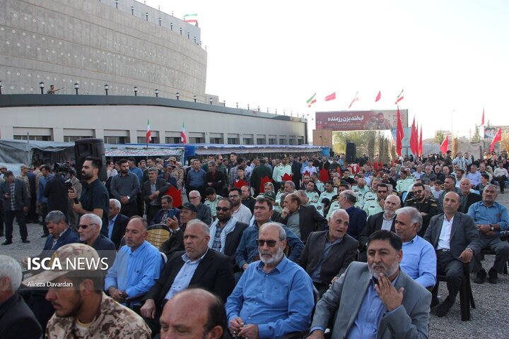 نمایشگاه رزمی فرهنگی دفاع مقدس در اردبیل
