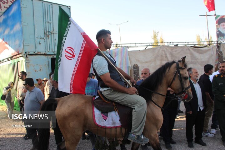نمایشگاه رزمی فرهنگی دفاع مقدس در اردبیل